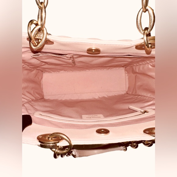 34 Christian Dior CD Lady Dior Tote Matte Peach Fuzz - Picture 5 of 16
